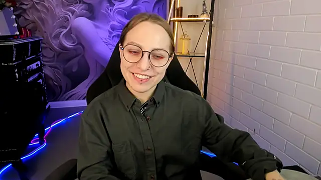 AphexQueen online show from February 27, 3:15 pm