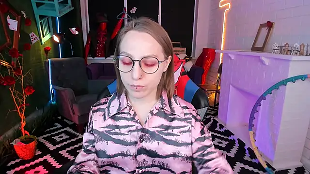 AphexQueen online show from March 11, 9:13 am