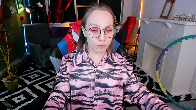 AphexQueen online show from March 11, 12:17 pm