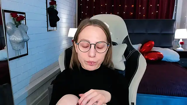 AphexQueen online show from March 20, 12:11 pm