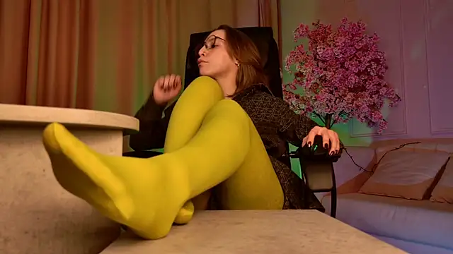 AphexQueen online show from October 15, 10:15 am