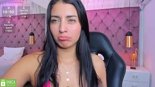 Snapshot of GISELA_RODRIGUEZ chatting on January 7, 2:19 pm GISELA RODRIGUEZ online show from January 7, 2:19 pm