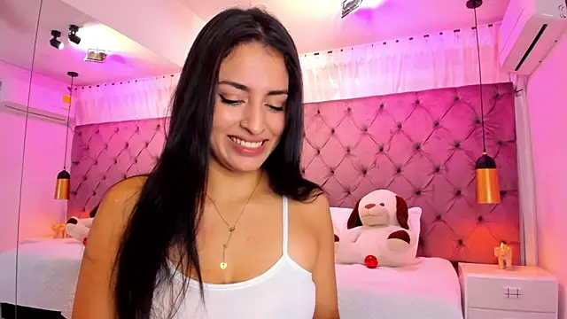 Snapshot of GISELA_RODRIGUEZ chatting on January 13, 11:41 am GISELA RODRIGUEZ online show from January 13, 11:41 am