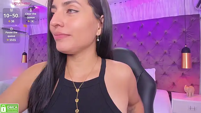 Snapshot of GISELA_RODRIGUEZ chatting on February 8, 11:44 am GISELA RODRIGUEZ online show from February 8, 11:44 am