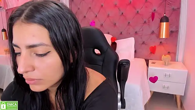 Snapshot of GISELA_RODRIGUEZ chatting on February 13, 11:50 am GISELA RODRIGUEZ online show from February 13, 11:50 am