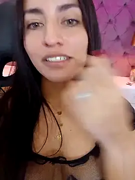 Snapshot of GISELA_RODRIGUEZ chatting on February 18, 3:10 pm GISELA RODRIGUEZ online show from February 18, 3:10 pm