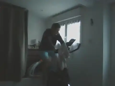 Snapshot of naturiste974 chatting on January 16, 7:49 am naturiste974 online show from January 16, 7:49 am