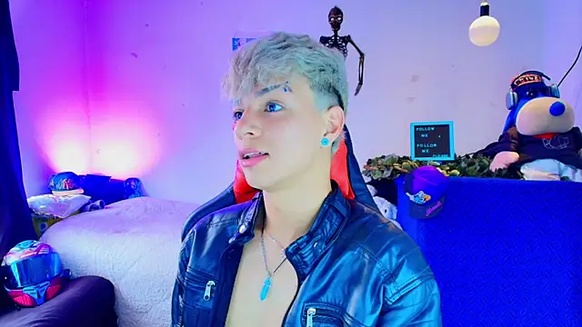 twink sebas  online show from November 13, 4:06 pm