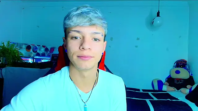 twink sebas  online show from November 29, 3:09 am