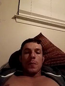 Snapshot of thebest20000 chatting on January 18, 12:46 am thebest20000 online show from January 18, 12:46 am