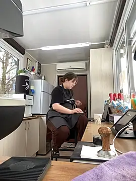 Snapshot of cinnabon_ chatting on January 25, 9:04 am cinnabon online show from January 25, 9:04 am