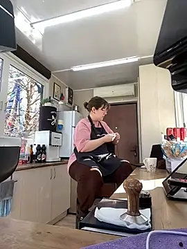 Snapshot of cinnabon_ chatting on January 30, 10:19 am cinnabon online show from January 30, 10:19 am