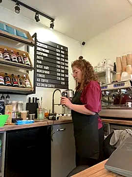 Snapshot of cinnabon_ chatting on September 24, 11:13 am cinnabon online show from September 24, 11:13 am