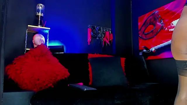 Coralinstone online show from January 7, 6:54 pm