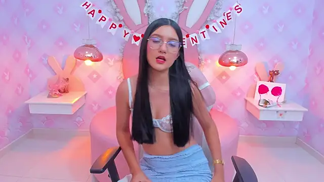 Saraa Skinny online show from February 17, 11:44 am