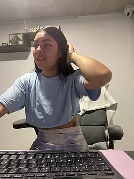 emily 22x online show from January 30, 12:29 am