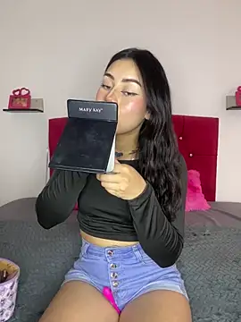 emily 22x online show from February 11, 8:42 pm