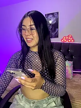 emily 22x online show from October 9, 3:37 am