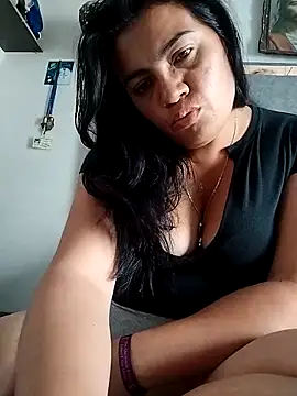 Snapshot of naughty-sharlot chatting on March 3, 3:53 pm naughty-sharlot online show from March 3, 3:53 pm