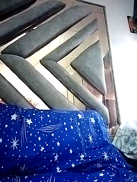 Snapshot of naughty-sharlot chatting on October 26, 11:05 am naughty-sharlot online show from October 26, 11:05 am