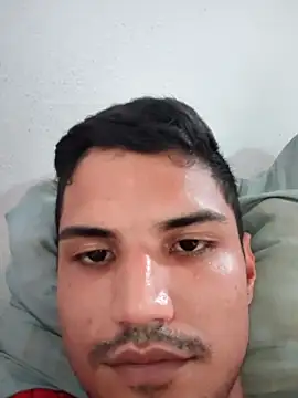 tonyessy09 online show from May 3, 5:41 pm