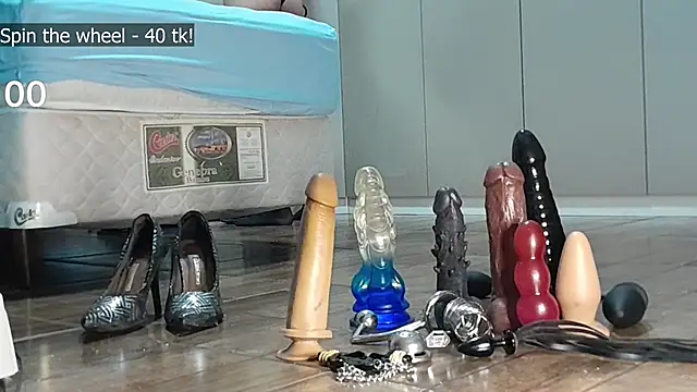 Snapshot of rafaslave chatting on February 14, 4:15 am rafaslave online show from February 14, 4:15 am