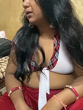 Snapshot of Tameesh_sexy_mistress chatting on September 24, 8:28 am Tameesh sexy mistress online show from September 24, 8:28 am