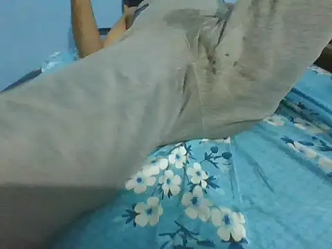 Ishan003 online show from September 18, 1:57 pm