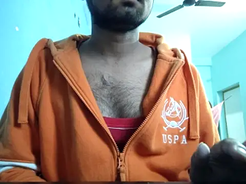 Snapshot of Ishan003 chatting on January 6, 1:53 am Ishan003 online show from January 6, 1:53 am