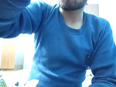 Snapshot of Ishan003 chatting on January 19, 2:48 am Ishan003 online show from January 19, 2:48 am