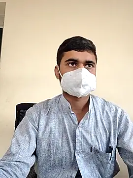 Snapshot of Ishan003 chatting on March 1, 2:24 am Ishan003 online show from March 1, 2:24 am