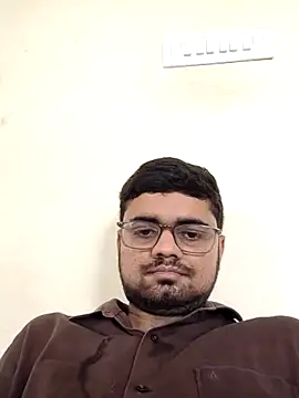 Ishan003 online show from April 18, 6:06 am