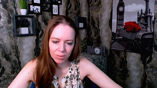 GloriaSi  online show from April 13, 5:35 am