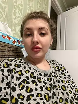 Snapshot of sexyy_girl_ chatting on January 4, 11:54 am sexyy girl online show from January 4, 11:54 am