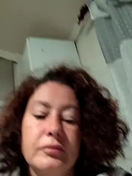 Snapshot of RamyLove36 chatting on November 5, 5:18 am RamyLove36 online show from November 5, 5:18 am