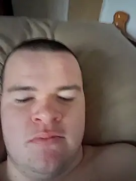 Snapshot of clemhotxxxx chatting on February 24, 9:10 am clemhotxxxx online show from February 24, 9:10 am