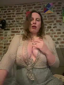 Yanacool007 online show from February 4, 9:20 pm