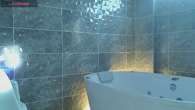 mikoto urab online show from December 15, 8:46 pm