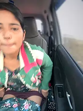 Snapshot of DiyAsingHh chatting on December 15, 1:35 am DiyAsingHh online show from December 15, 1:35 am