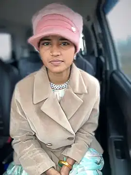 Snapshot of DiyAsingHh chatting on December 28, 3:58 am DiyAsingHh online show from December 28, 3:58 am