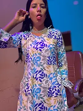 Snapshot of DiyAsingHh chatting on January 2, 2:11 am DiyAsingHh online show from January 2, 2:11 am