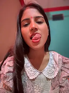 Snapshot of DiyAsingHh chatting on January 11, 5:10 am DiyAsingHh online show from January 11, 5:10 am