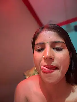 Snapshot of DiyAsingHh chatting on February 2, 7:52 am DiyAsingHh online show from February 2, 7:52 am