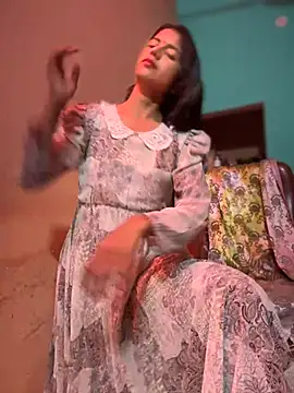 Snapshot of DiyAsingHh chatting on February 19, 2:44 am DiyAsingHh online show from February 19, 2:44 am