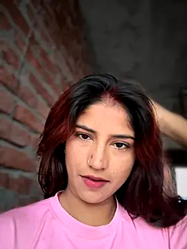 Snapshot of DiyAsingHh chatting on October 11, 12:32 am DiyAsingHh online show from October 11, 12:32 am