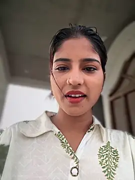 Snapshot of DiyAsingHh chatting on October 17, 12:25 am DiyAsingHh online show from October 17, 12:25 am