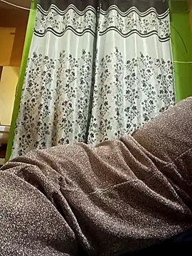 Snapshot of Babydoll_18 chatting on October 6, 7:33 pm Babydoll 18 online show from October 6, 7:33 pm