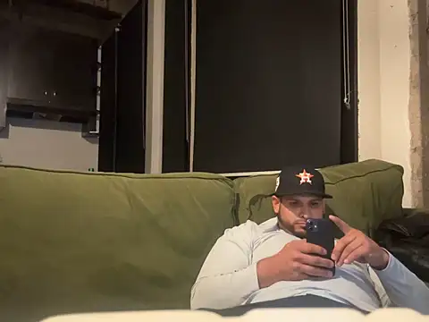 Insaneskillzz69 online show from March 7, 1:07 pm