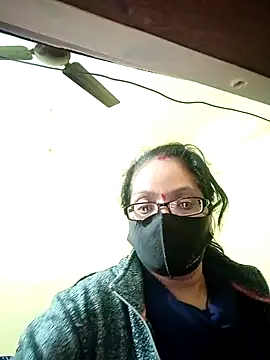 Snapshot of heenage chatting on January 17, 3:45 am heenage online show from January 17, 3:45 am