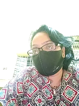 Snapshot of heenage chatting on February 12, 5:37 pm heenage online show from February 12, 5:37 pm